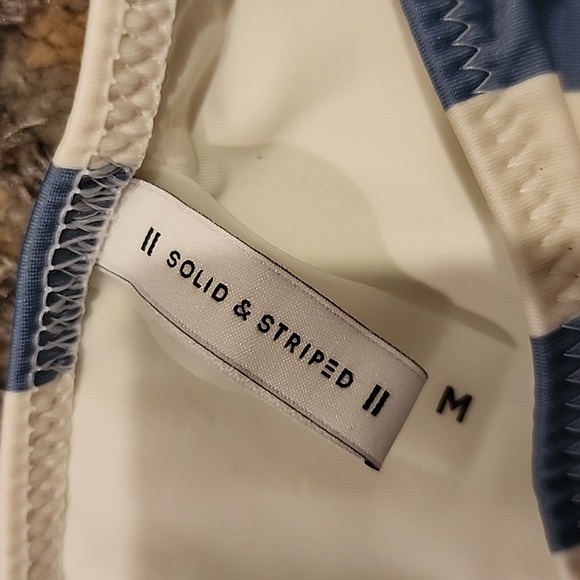 Bikini - Picture 2 of 3